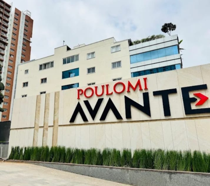 Poulomi Avante Logo